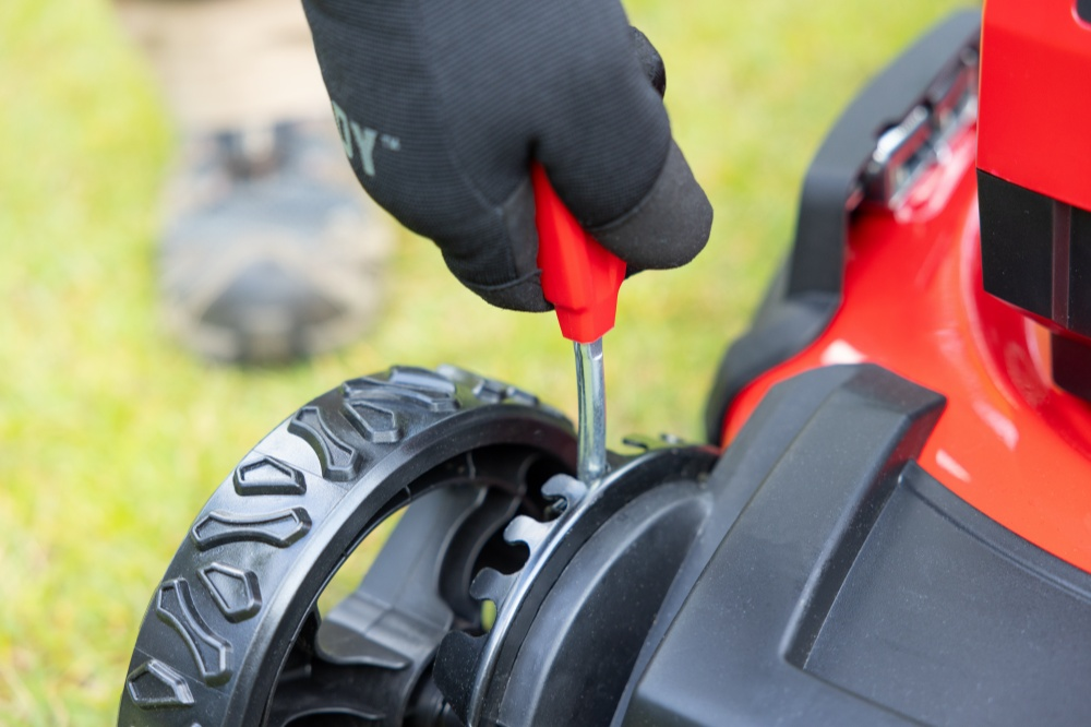 Adjusting Your Electric Lawn Mower Corded for Ideal Grass Length